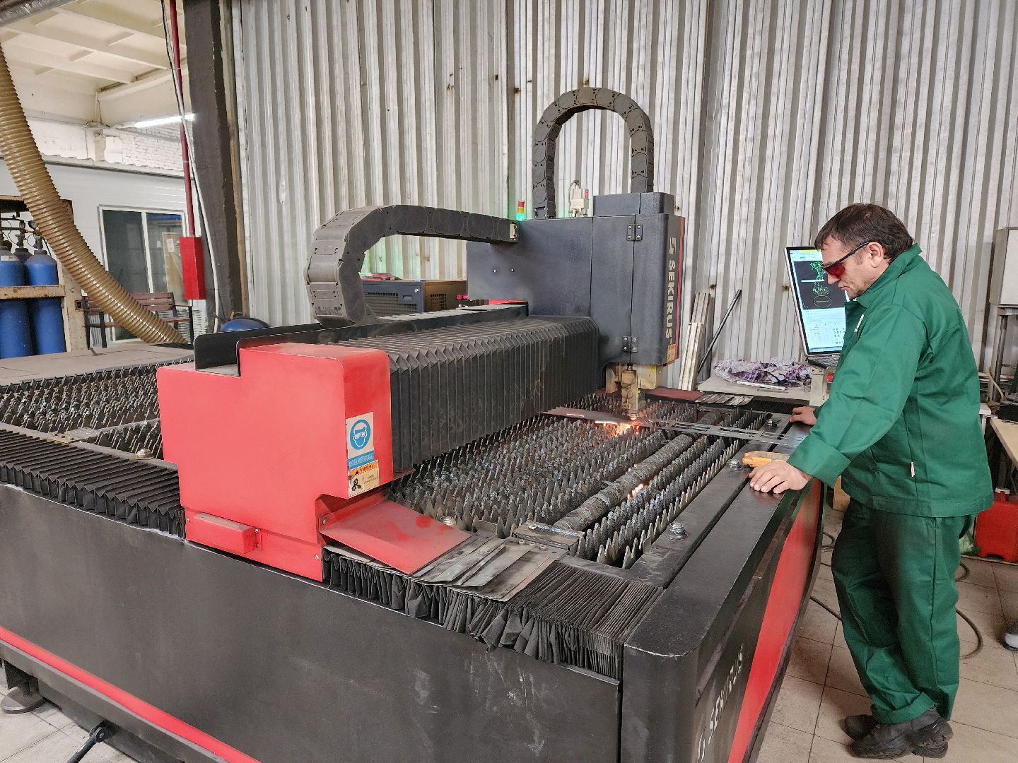 Чехов, лаборатория оборудования инновация, расширение производства, новое оборудование, модернизация, рост прибыли, покрасочная камера, вилочный погрузчик,