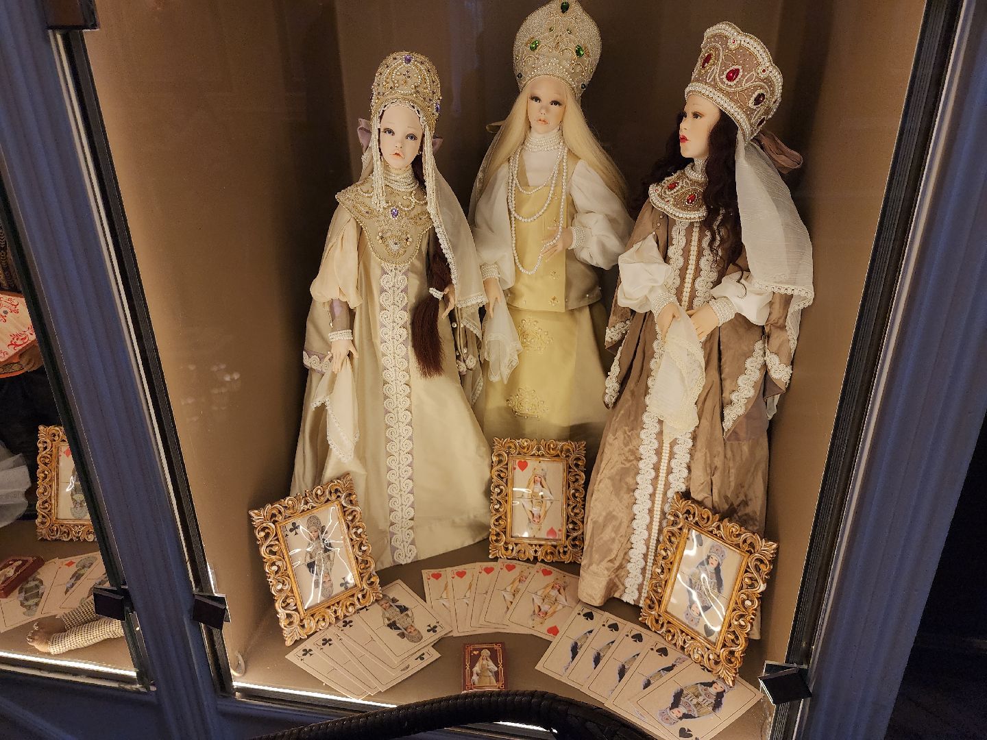 Серпухов, подмосковье, музей кукол и дом мороженого,