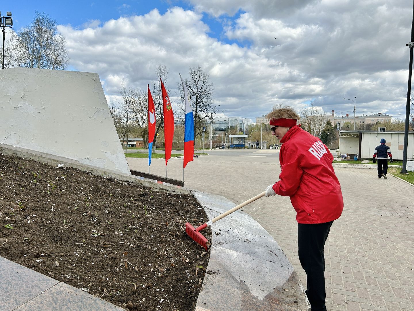 Субботник, благоустройство, Фрязино, библиотеки