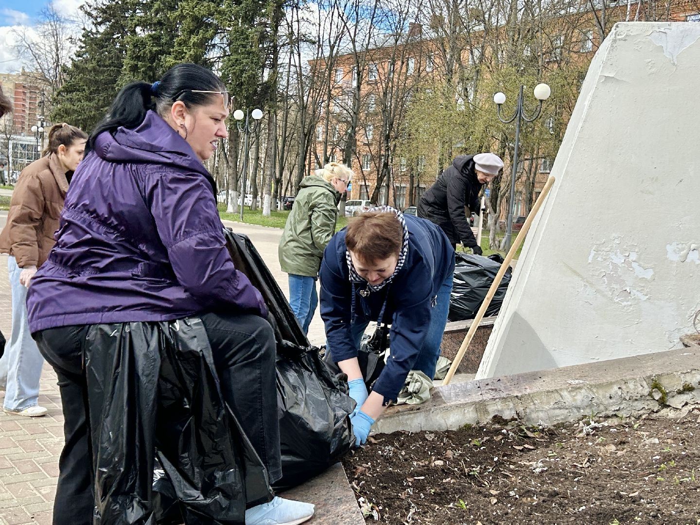 Субботник, благоустройство, Фрязино, библиотеки