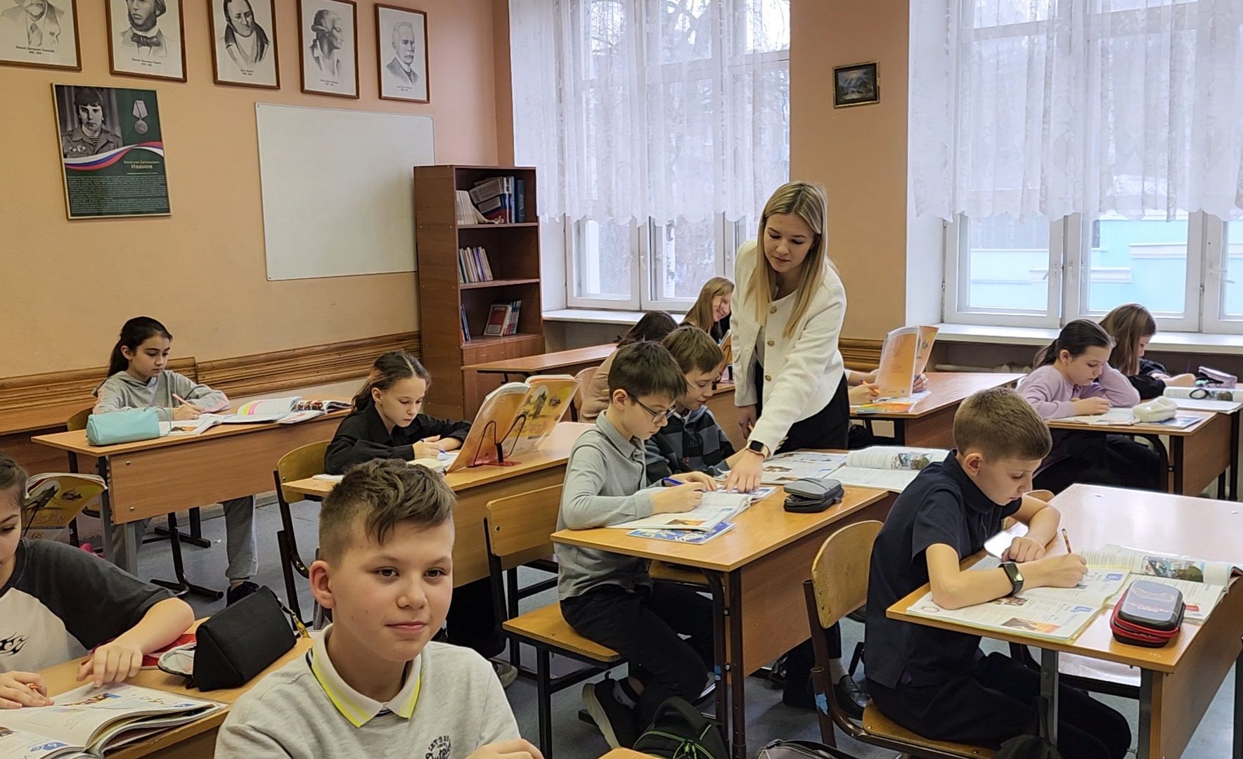 ногинск, школа, центр образования, молодой специалист, педагог, вертикалки,