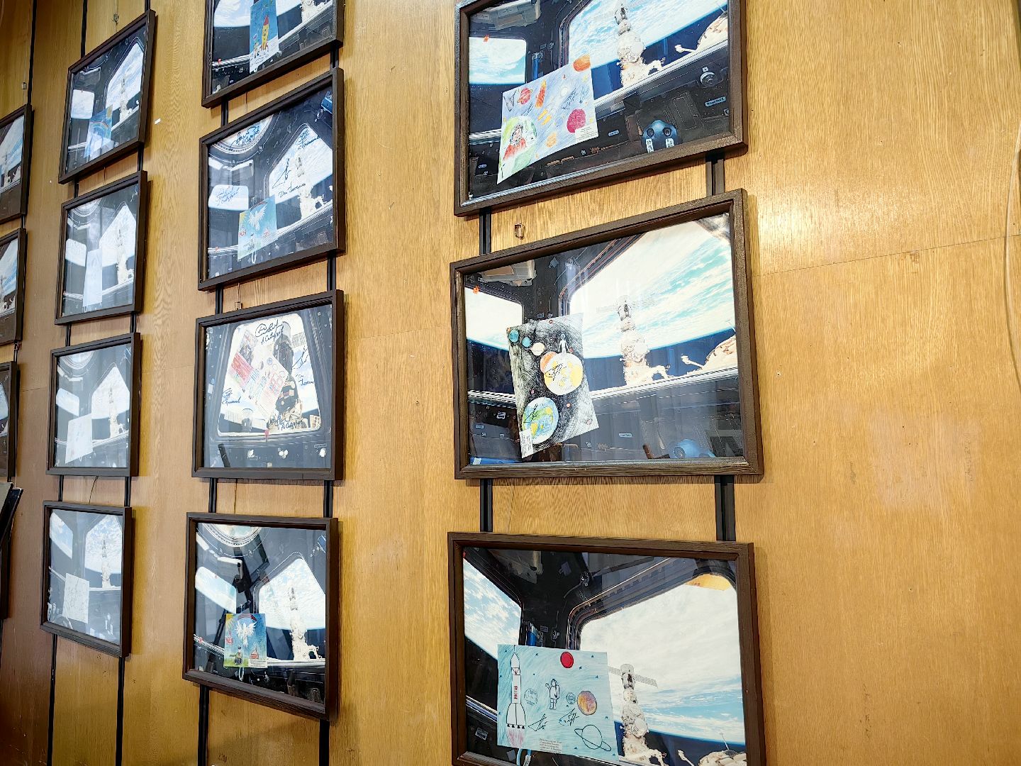 выставка, мкс, роскосмос, картины, рисунки,