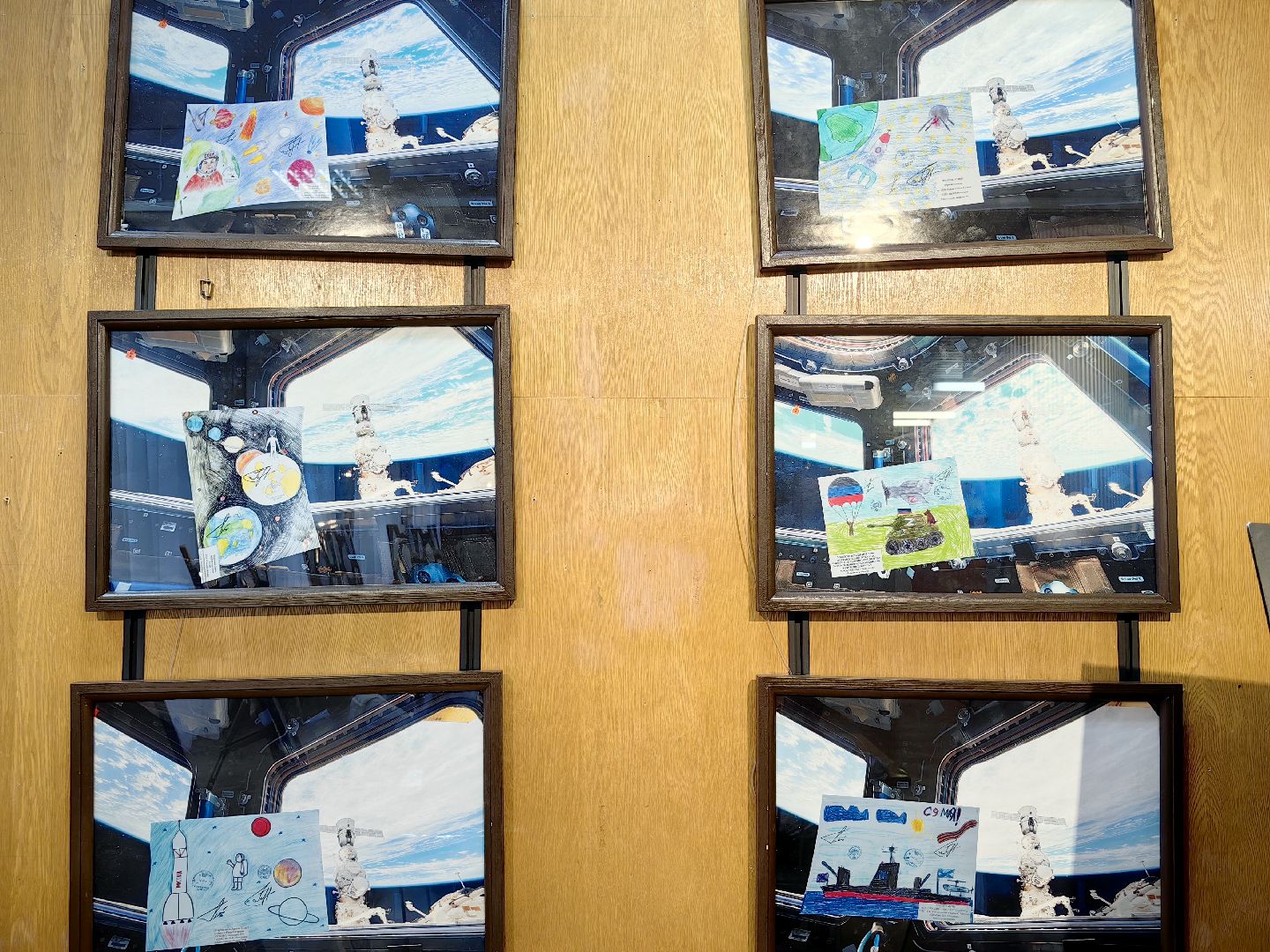 выставка, мкс, роскосмос, картины, рисунки,