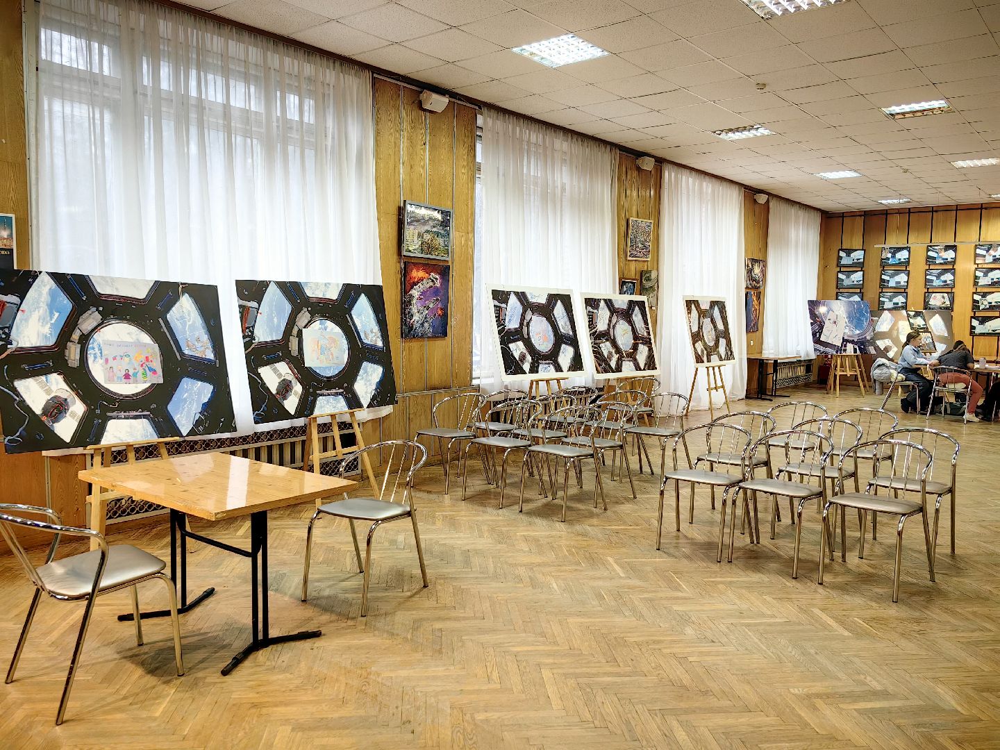 выставка, мкс, роскосмос, картины, рисунки,