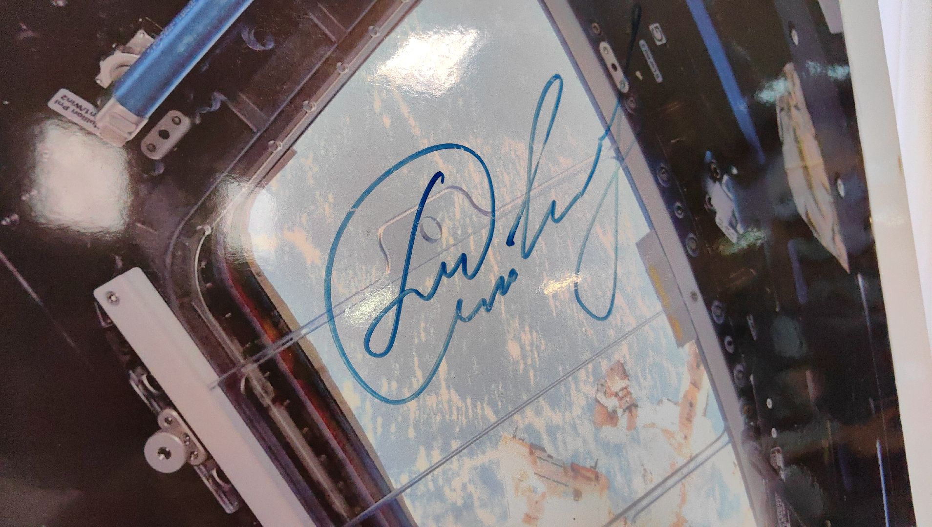 выставка, мкс, роскосмос, картины, рисунки,