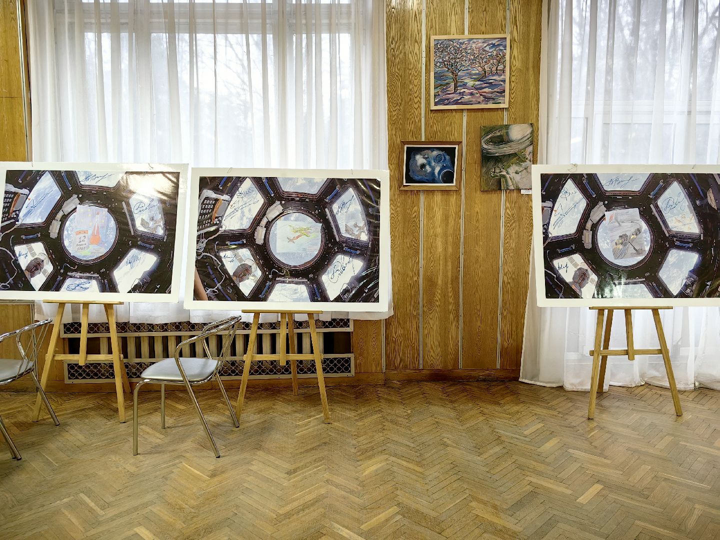выставка, мкс, роскосмос, картины, рисунки,