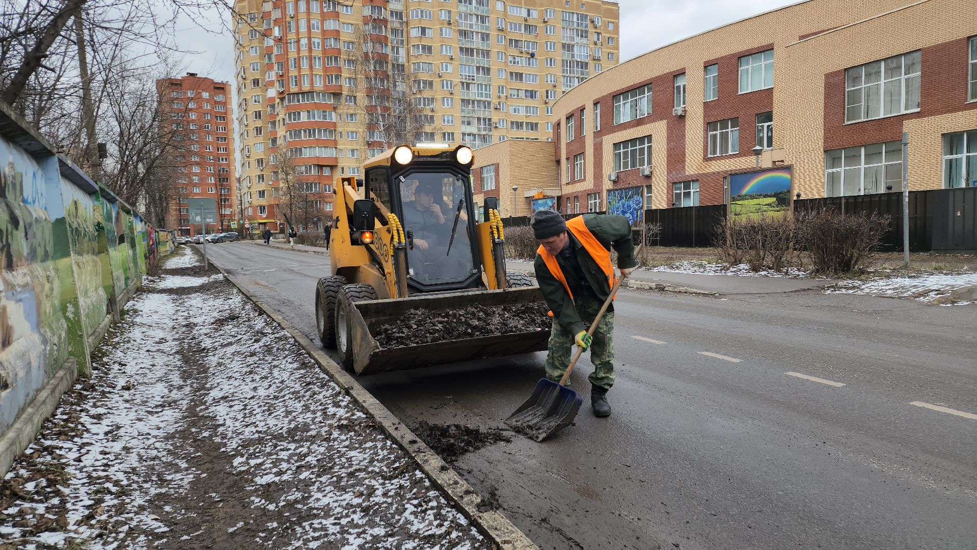 вертикалки, ивантеевка, уборка мусора, коммунальная служба, пушкинский, рабочие,