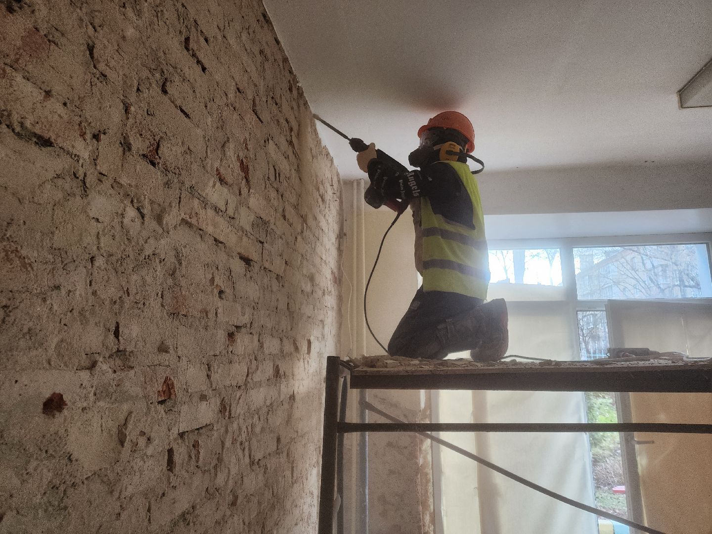 Чехов, улица Ильича, бывший детский сад 4, дошкольное отделение гимназии 4, капитальный ремонт, капремонт, реконструкция, демонтажные работы, полы стены потолки, обновление, госпрограмма московской области, вертикалки,