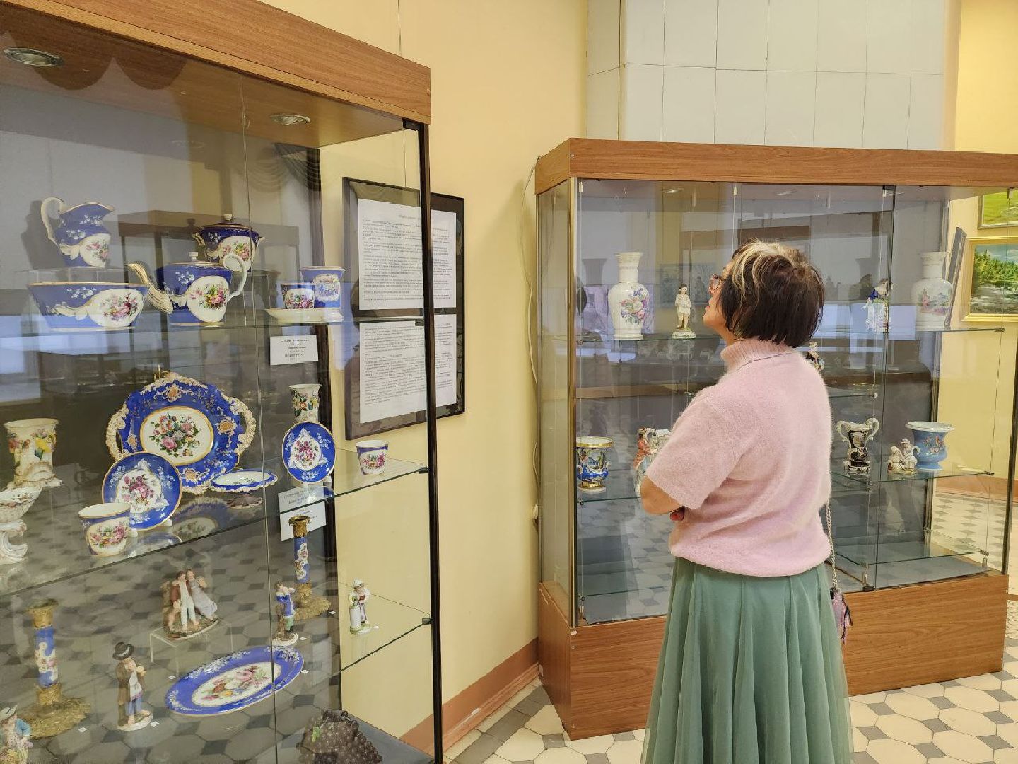 солнечногорск, выставка, фарфор, экспозиция, вертикалки,