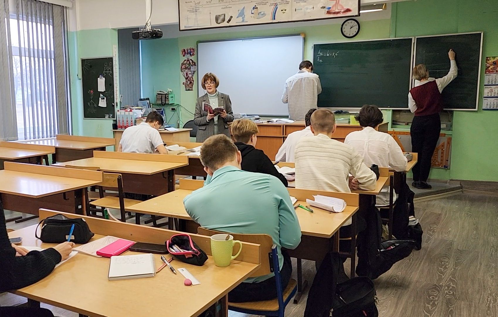 вертикалки, Учитель физики, Школа имени Тимофеева, Учитель физики во второй школе Бронниц,