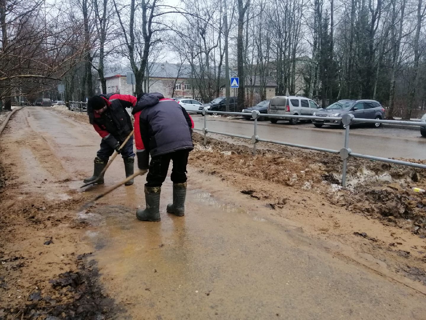 благоуйстройство, городской округ восход, уборка тротуара, пешеходная дорожка, вертикалки,