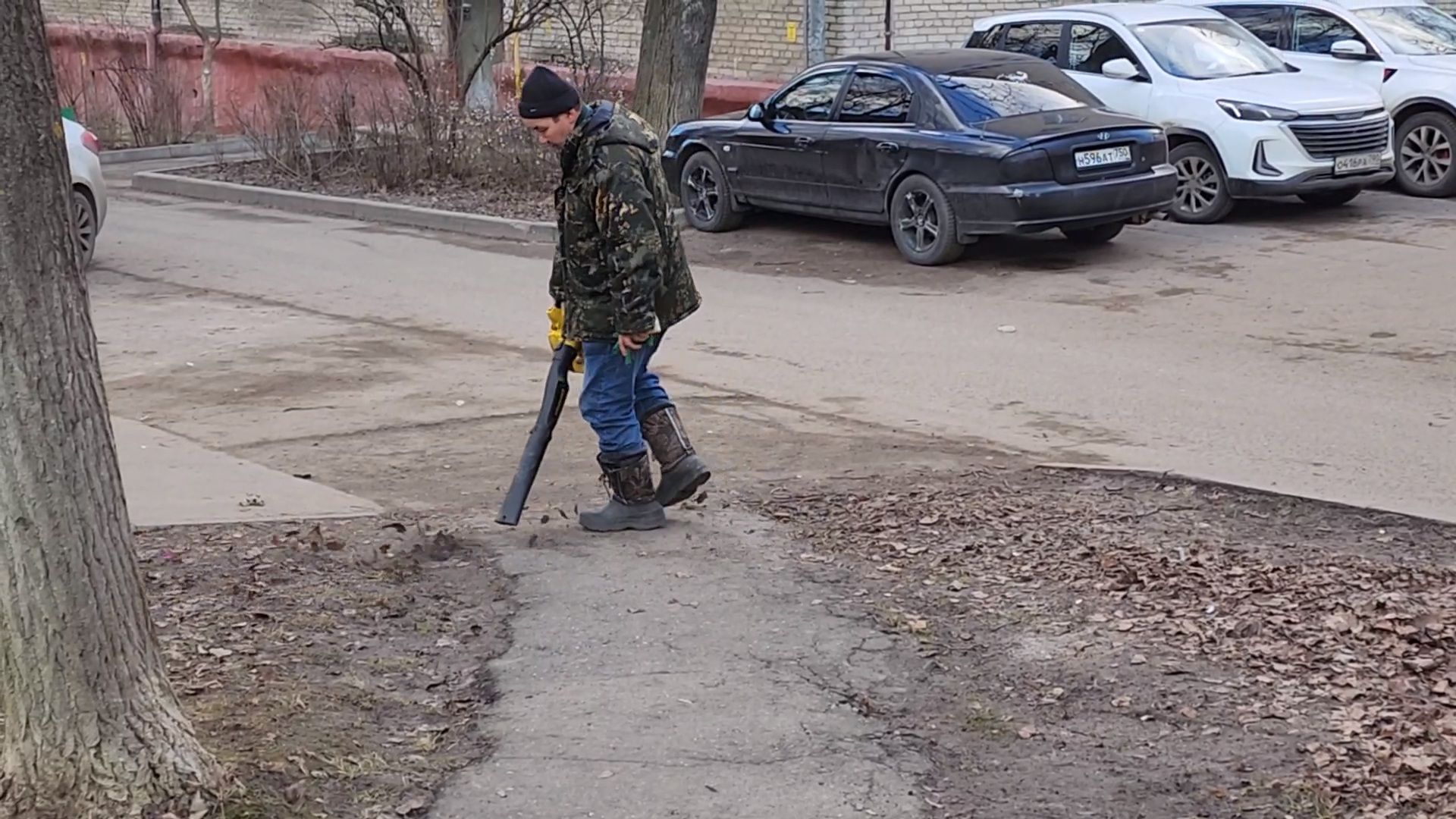 Чехов, улица Ильича, детская площадка, пешеходные дорожки, уборка, очистка, содержание, мбу чеховское благоустройство, вертикалки,