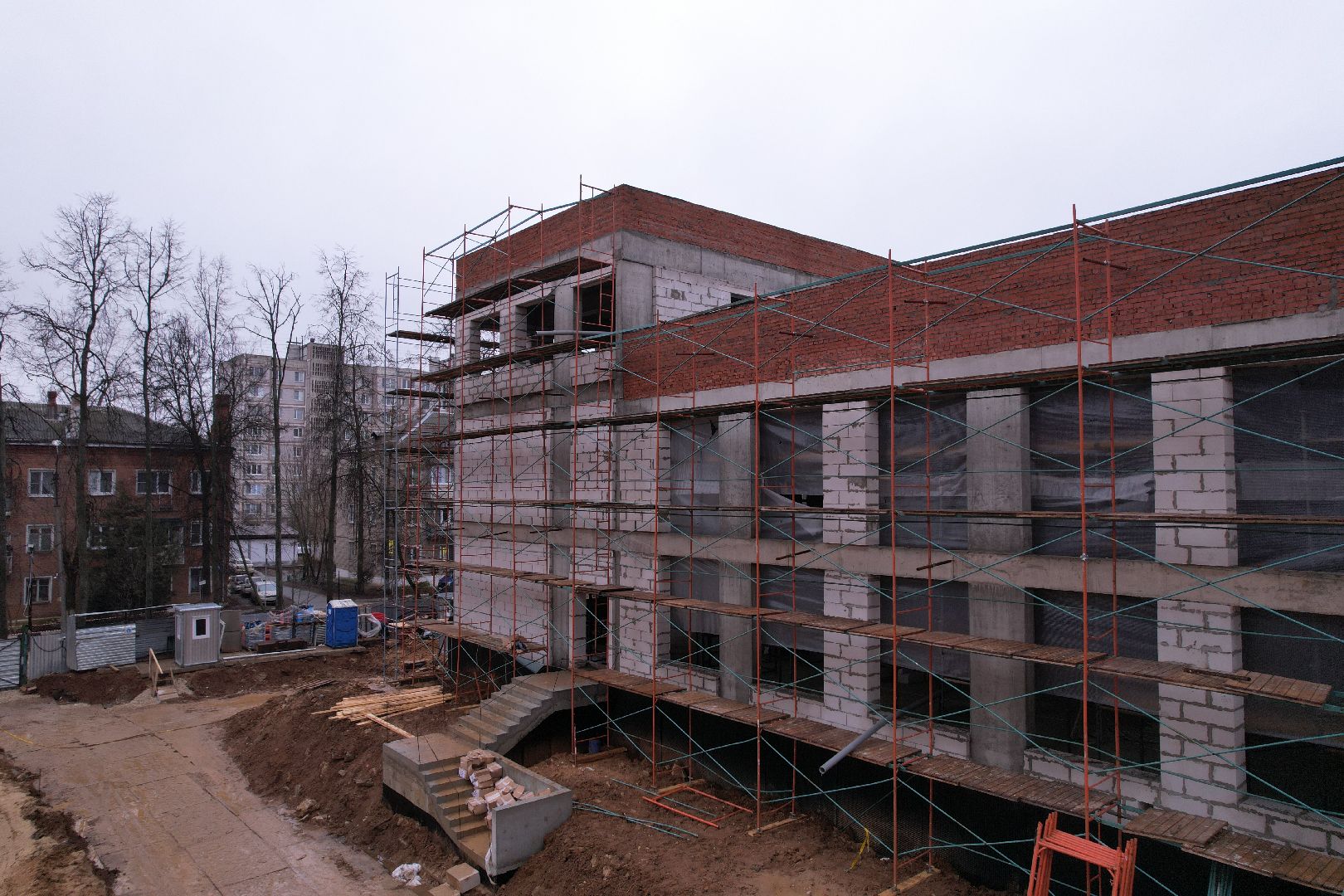 видео с коптера, чехов, школа,