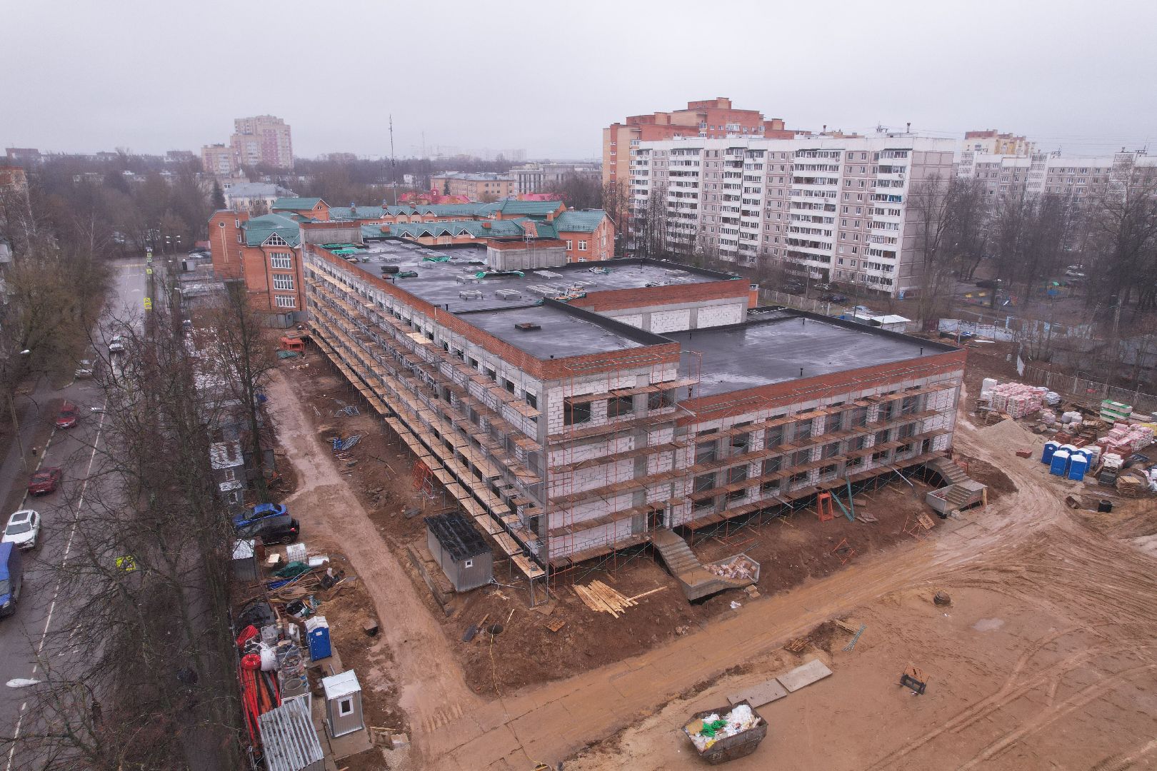 видео с коптера, чехов, школа,