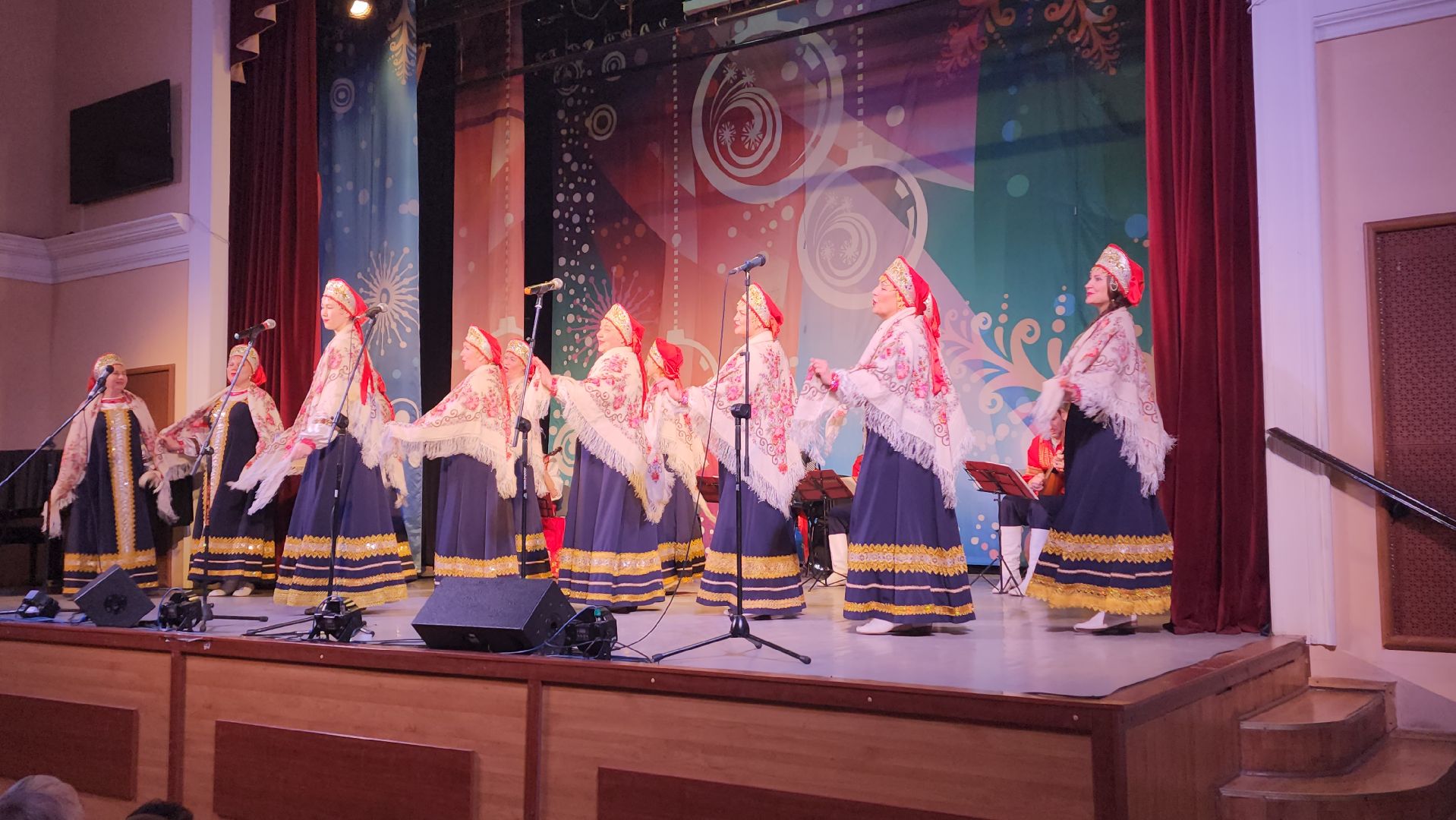 вертикалки, пушкино, концерт, русские народные песни, зима, народные инструменты, хор,