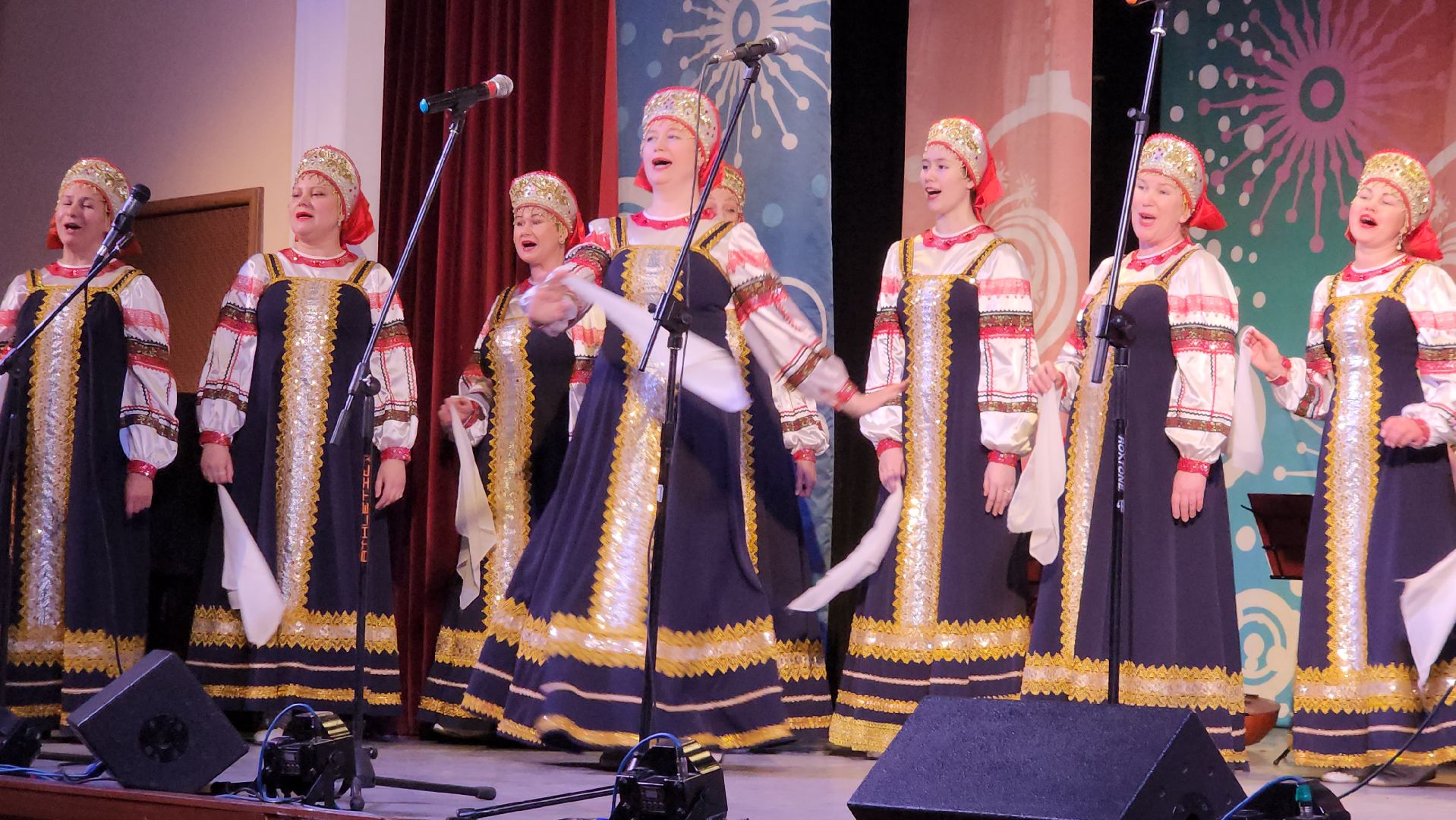 вертикалки, пушкино, концерт, русские народные песни, зима, народные инструменты, хор,