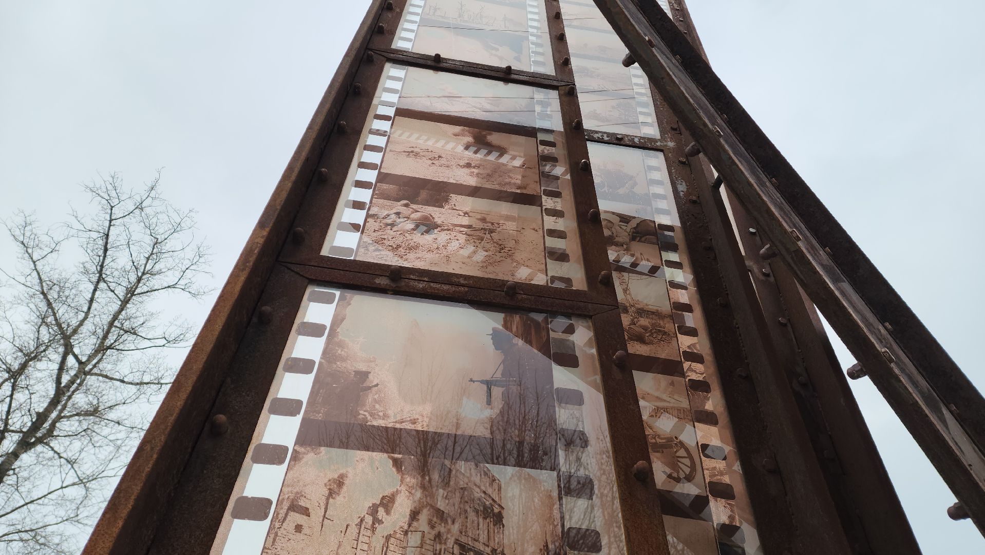 вертикакли, красногорск, памятник кинооператору, 80 - летие победы,