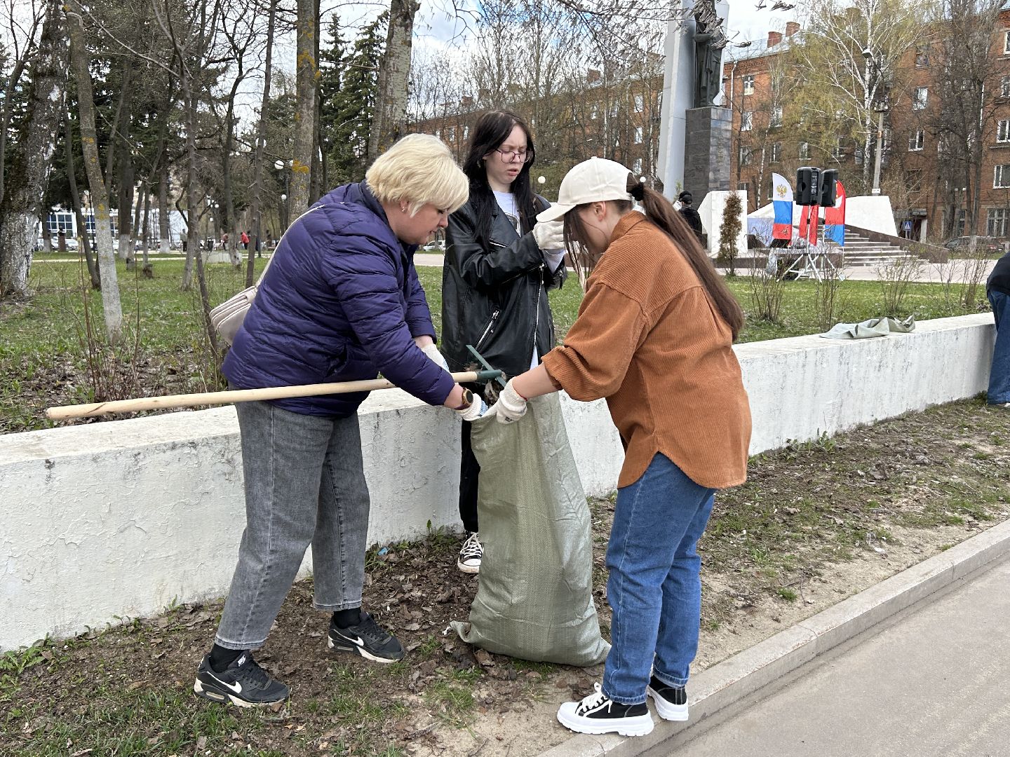 Субботник, благоустройство