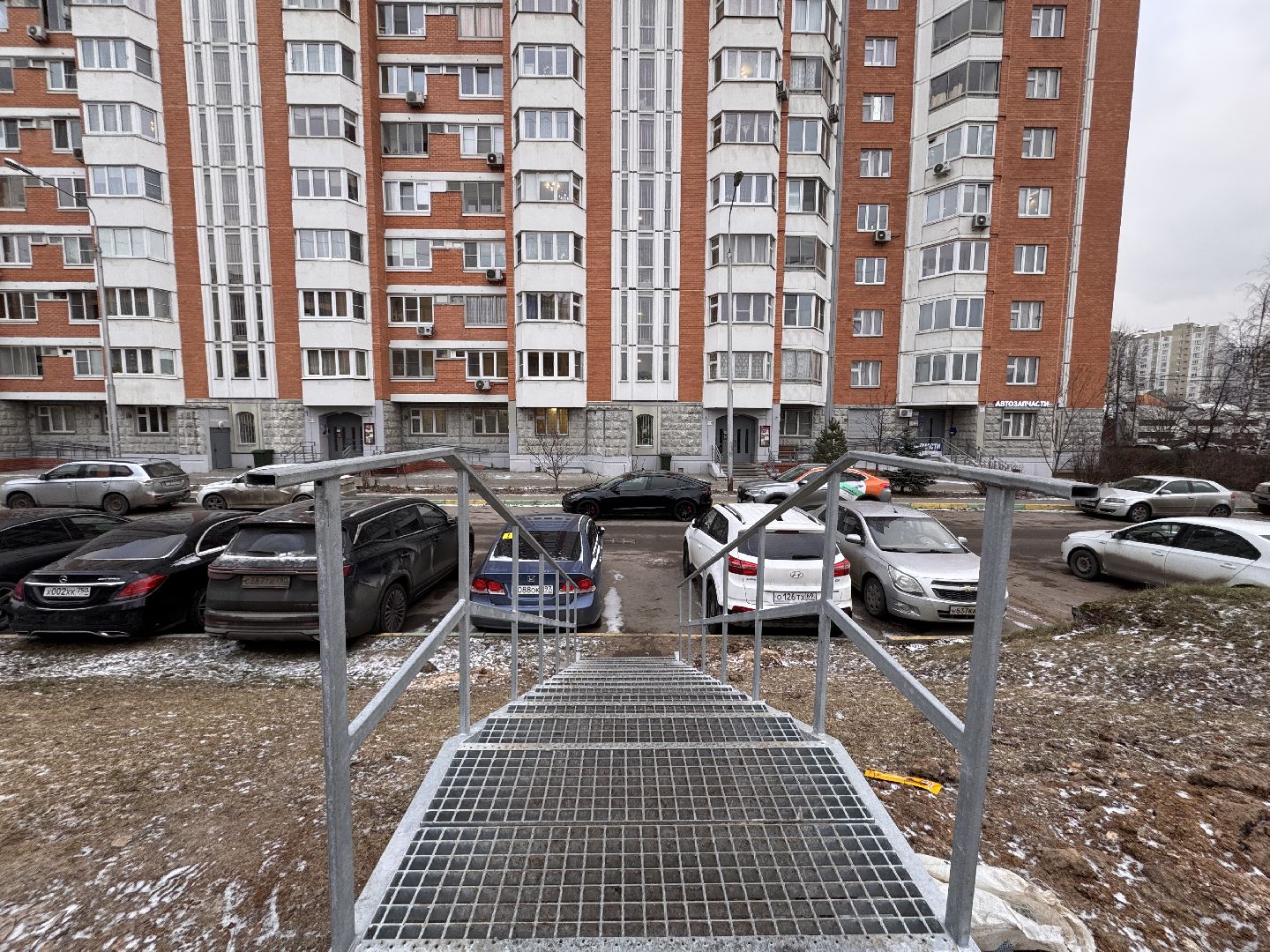 Благоустройство, Неравнодушные жители, вертикалки, лестница к парковке,