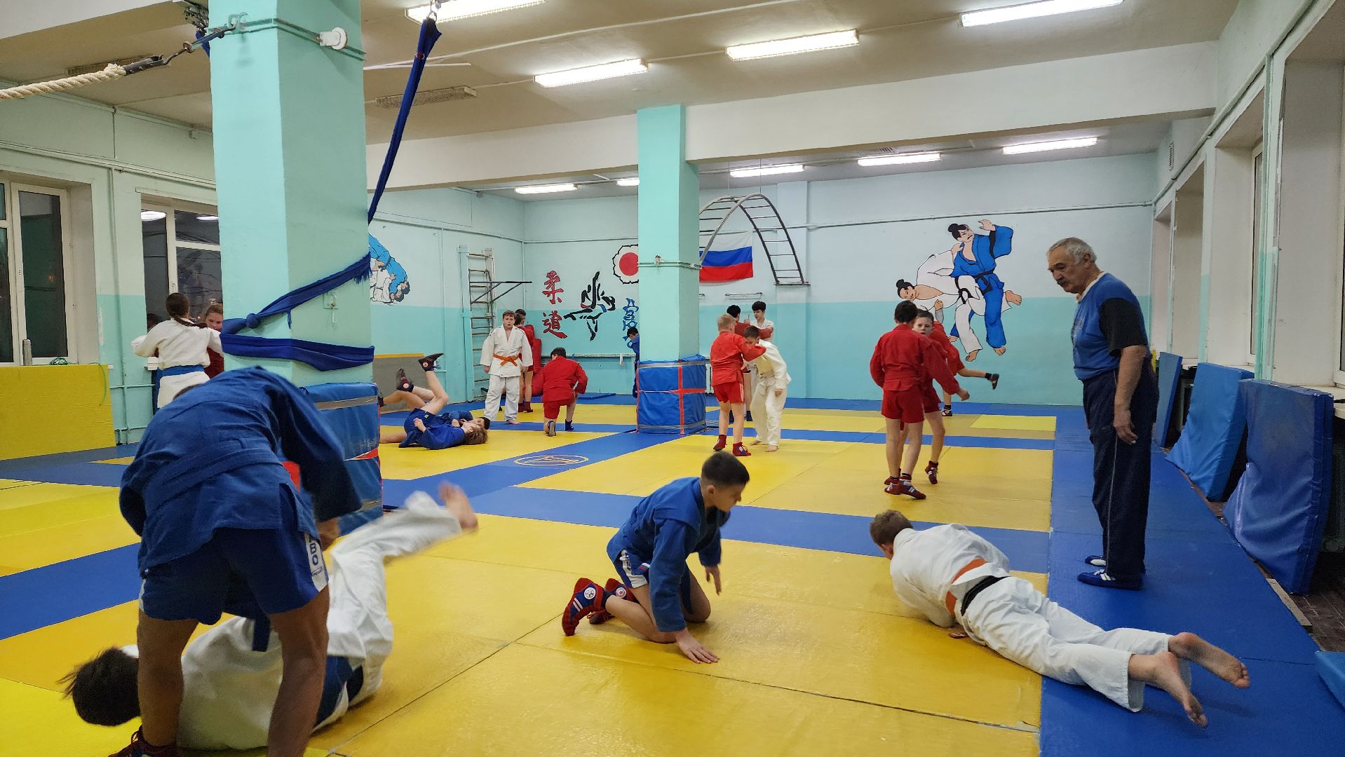 Тренер, Лобня, Самбо, Дзюдо, вертикалки,