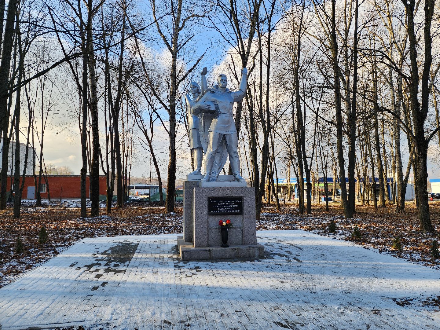 вертикалки, луховицы, 80 лет победе, памятник вов,