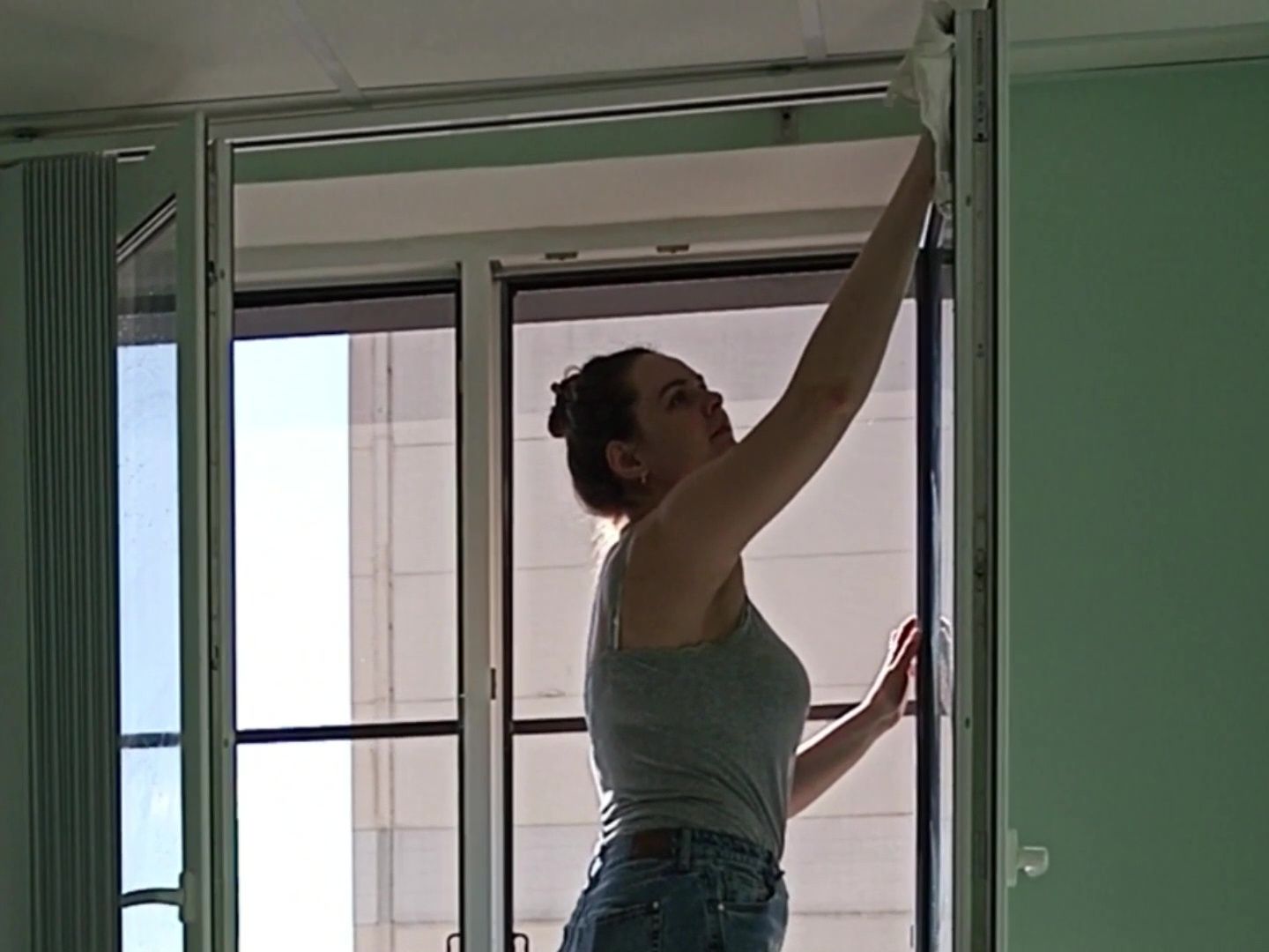 Реутов, медицина, субботник, чистота, стерильность, мытьё окон, уборка листвы