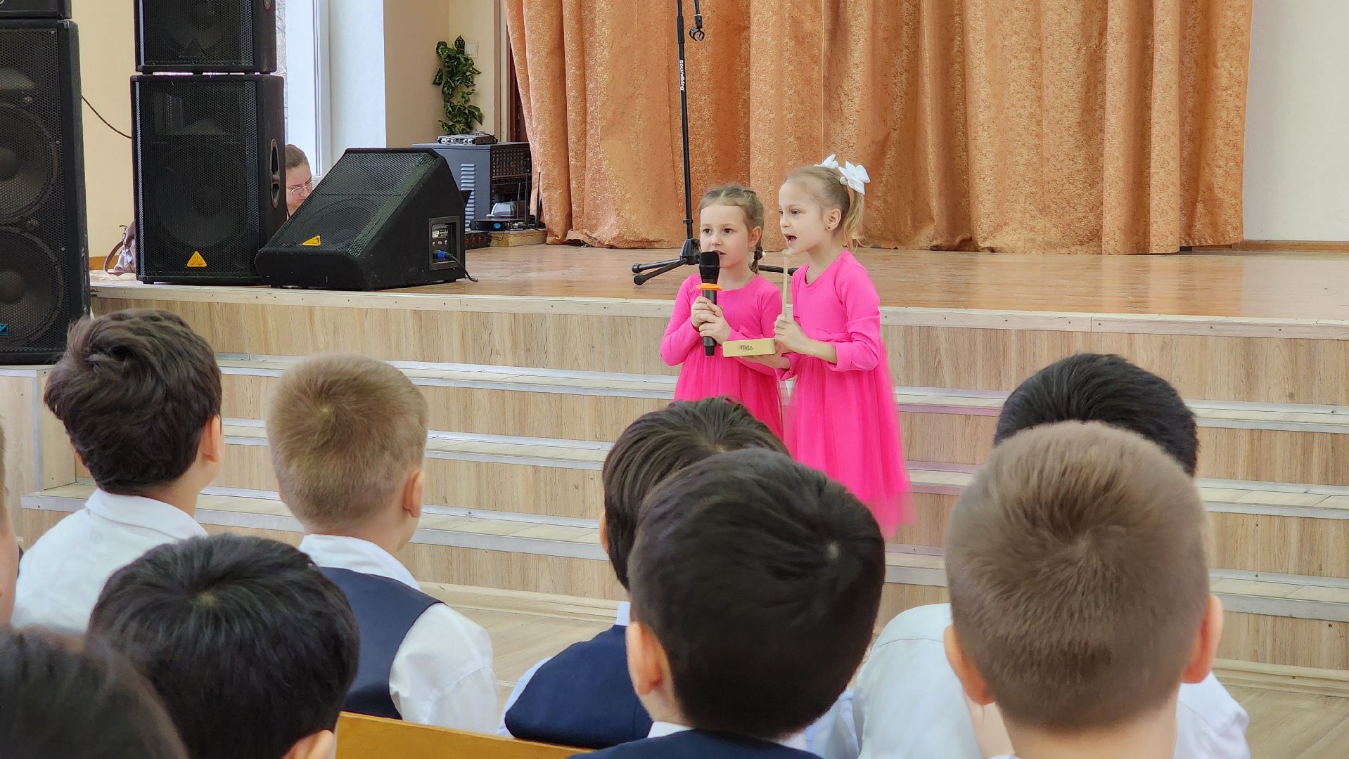 Детские песни, Концерт, Лобня, вертикалки,