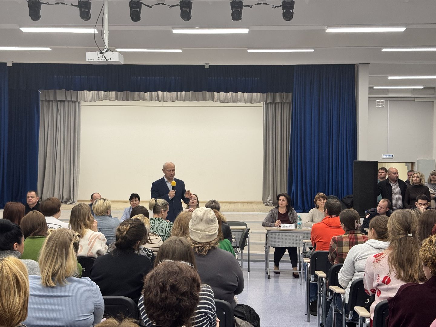 шаховская, выездная администиация, встреча с жителями,