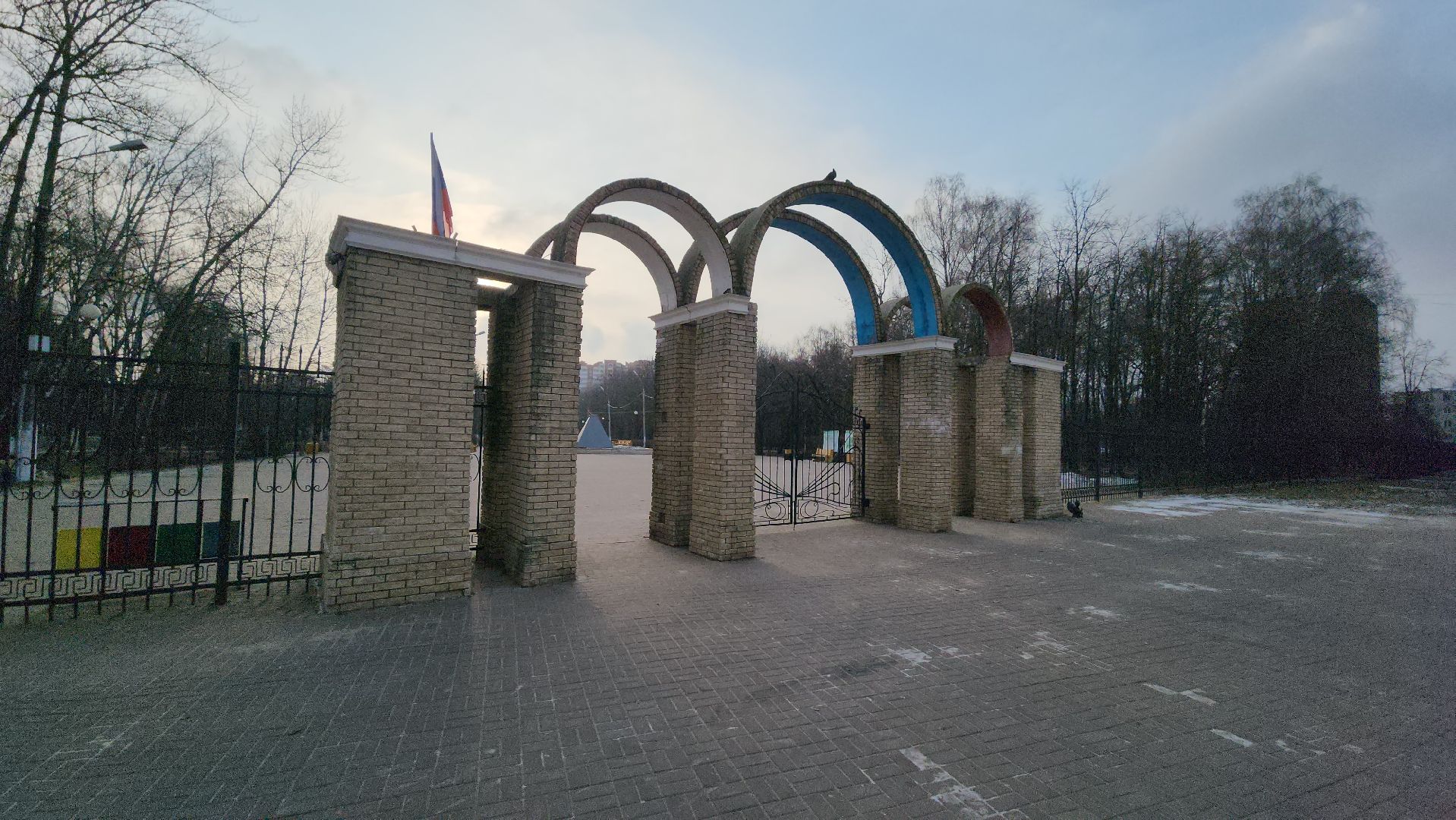 серпухов, парк питомник, аллея героев, выездная администрация, поселок большевик, дк большевик,