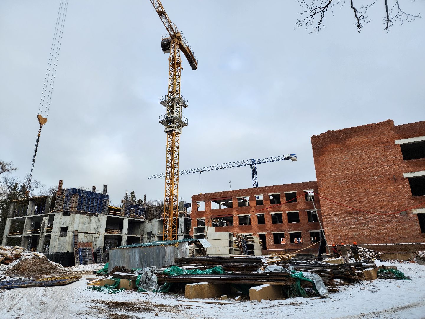 Чехов, поселок Мещерское, психбольница, новый лечебный корпус, строительство, реконструкция, опалубка, вертикалка,