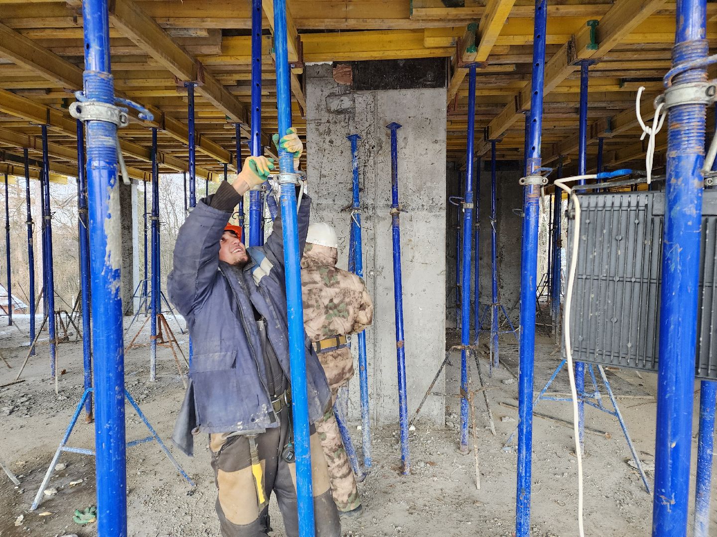 Чехов, поселок Мещерское, психбольница, новый лечебный корпус, строительство, реконструкция, опалубка, вертикалка,