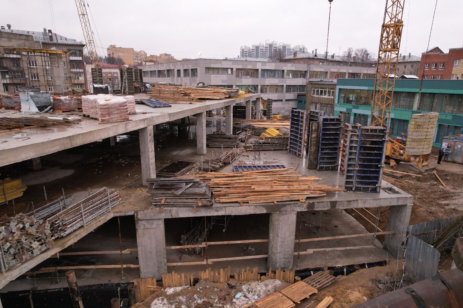 видео с коптера, королёв, школа,