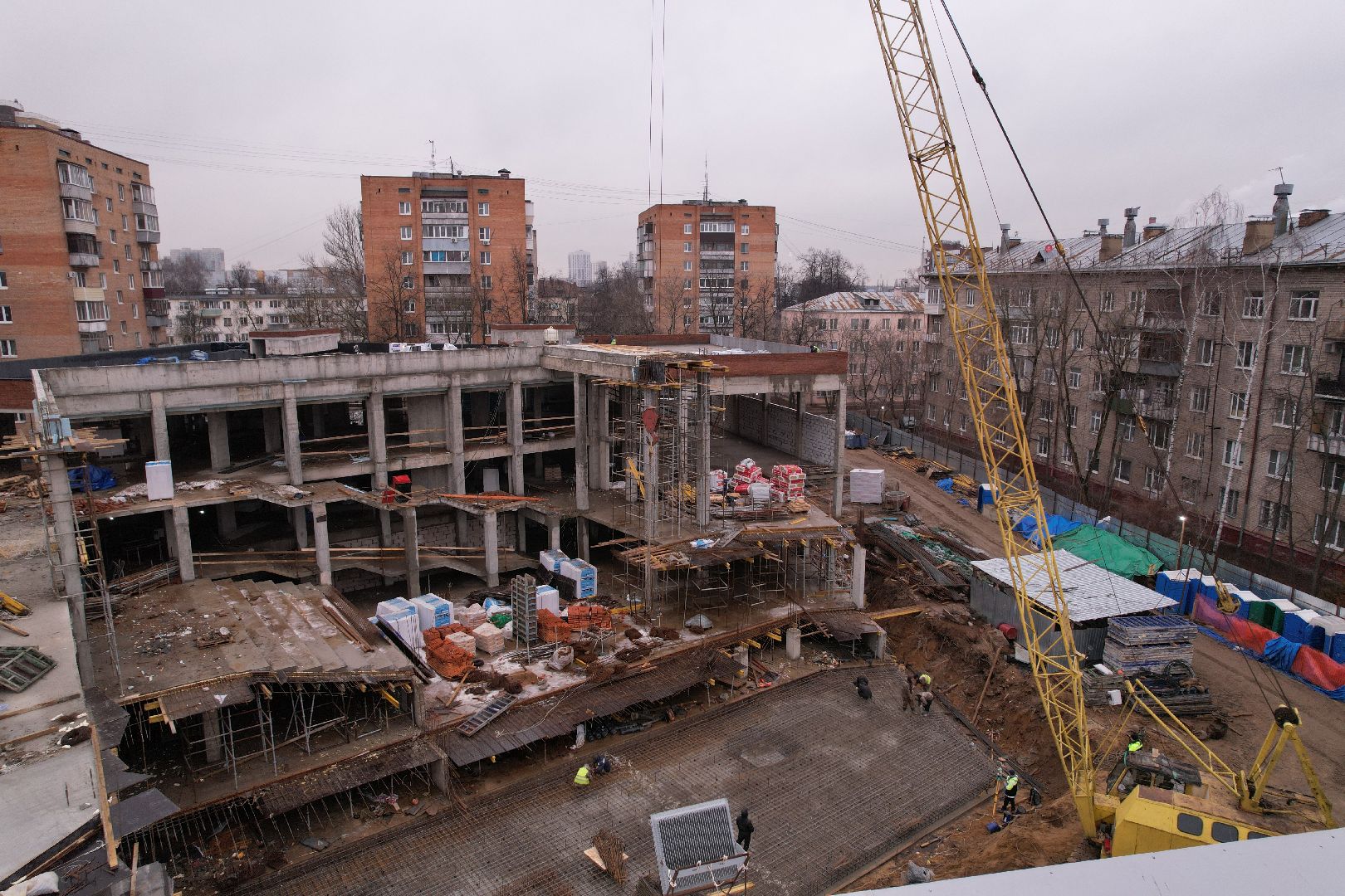 видео с коптера, королёв, школа,