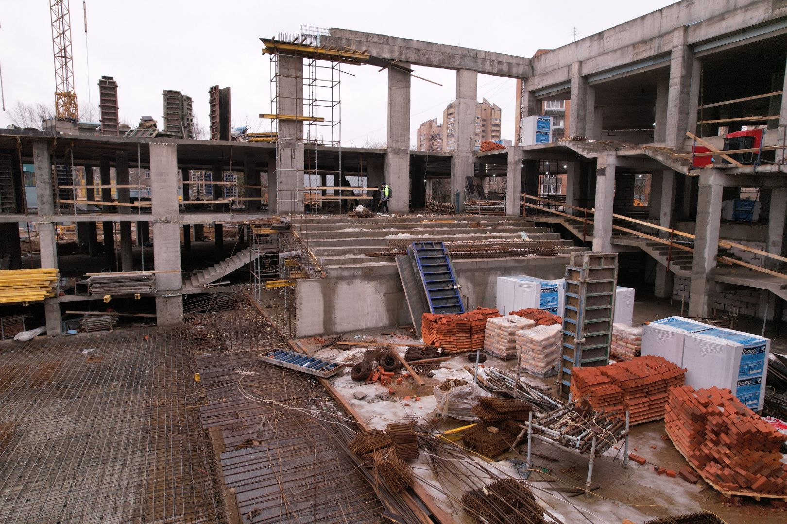 видео с коптера, королёв, школа,