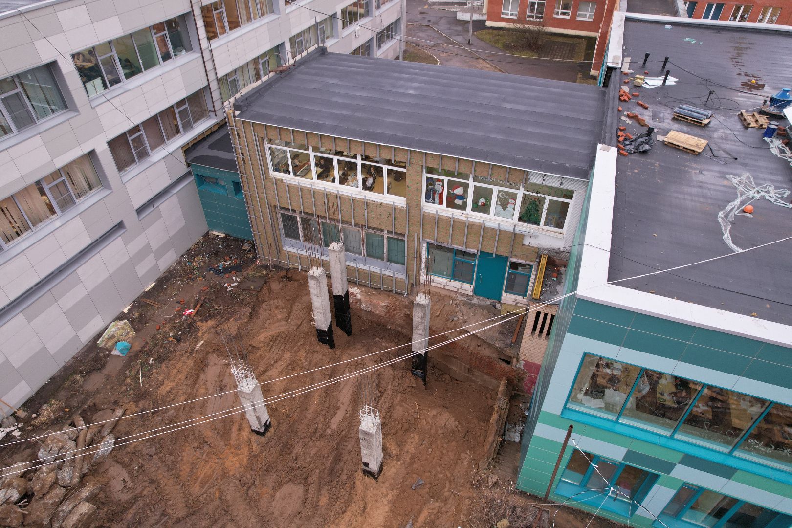 видео с коптера, королёв, школа,