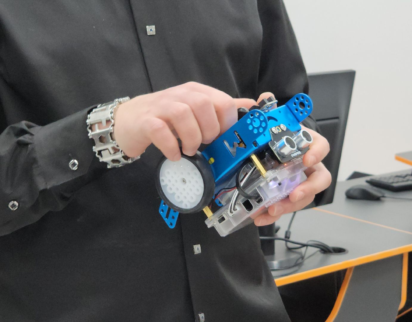 Дубна, Робототехника, Современное оборудование, Университет Дубна, Студенты, Школьники, вертикалки,