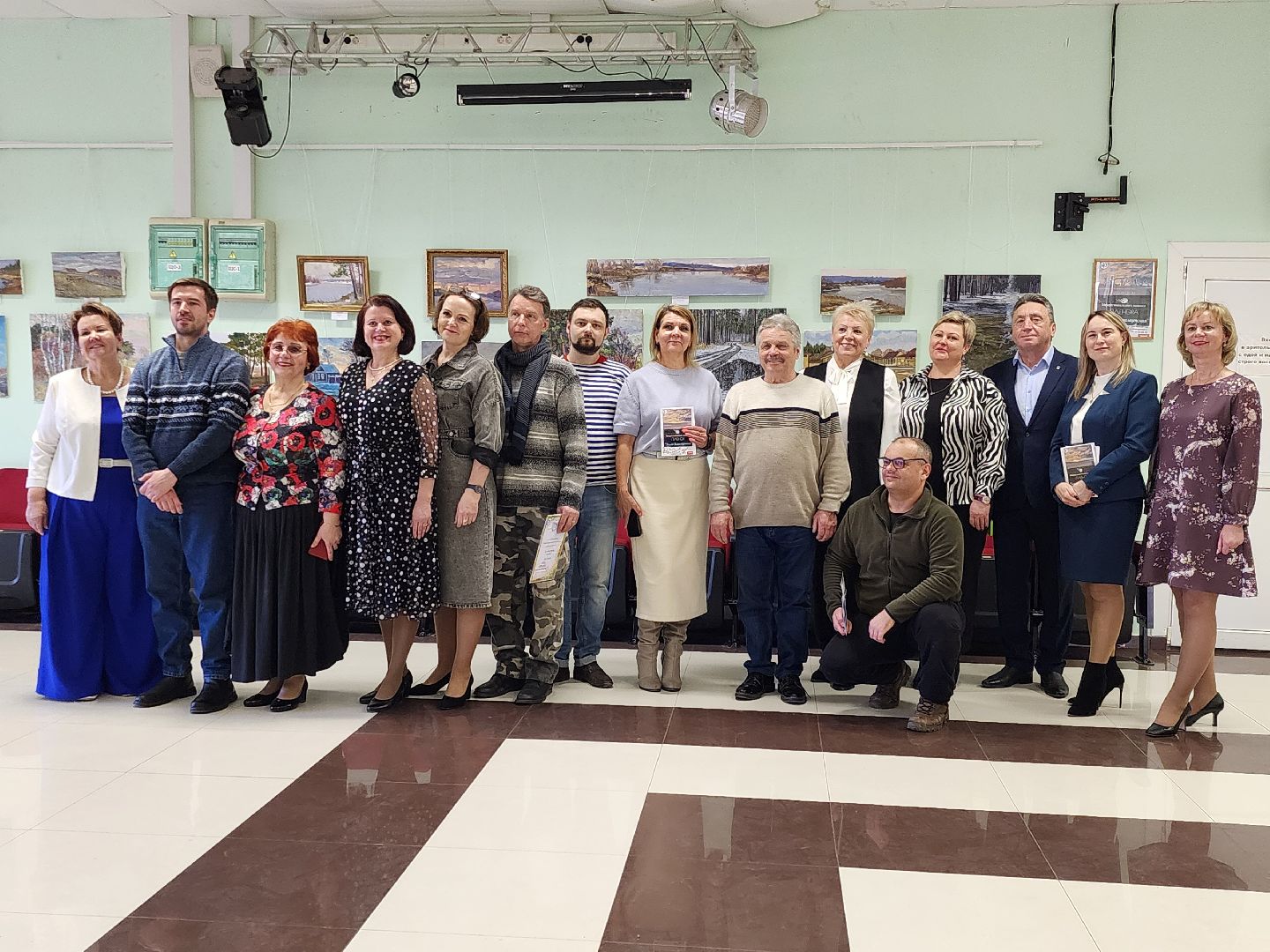 Луховицы, Белоомут, Выставка,