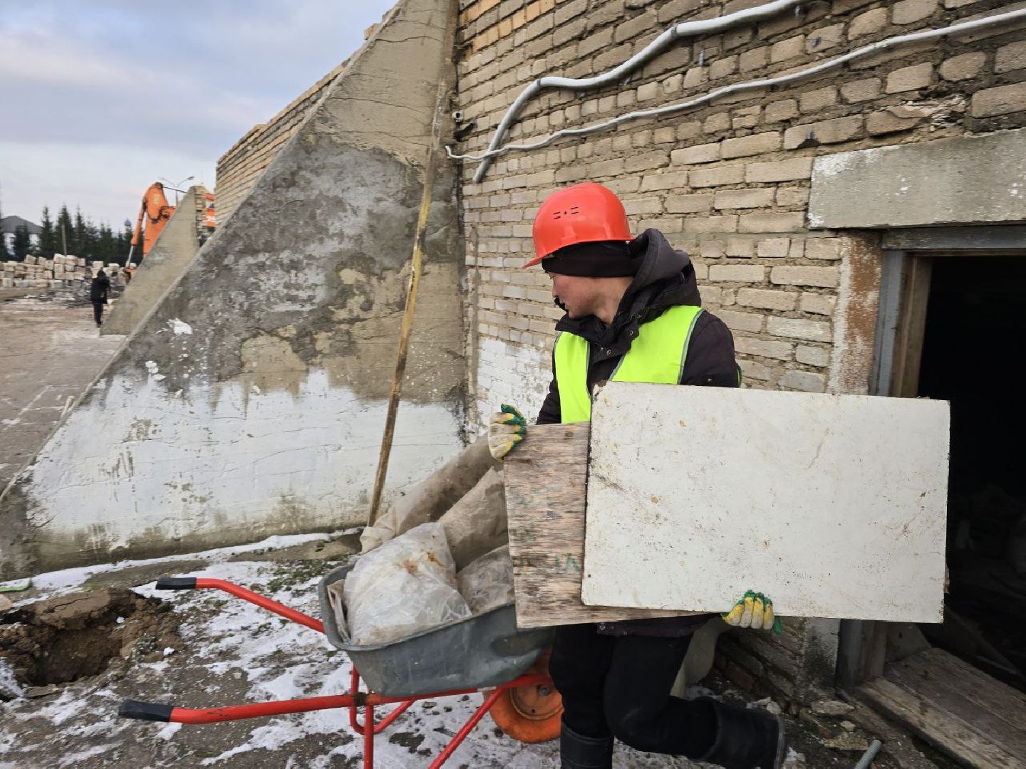 можайск, можайский муниципальный округ, подмосковье, строительство, реконструкция, стадион, городской стадион, спартак, вертикалки,