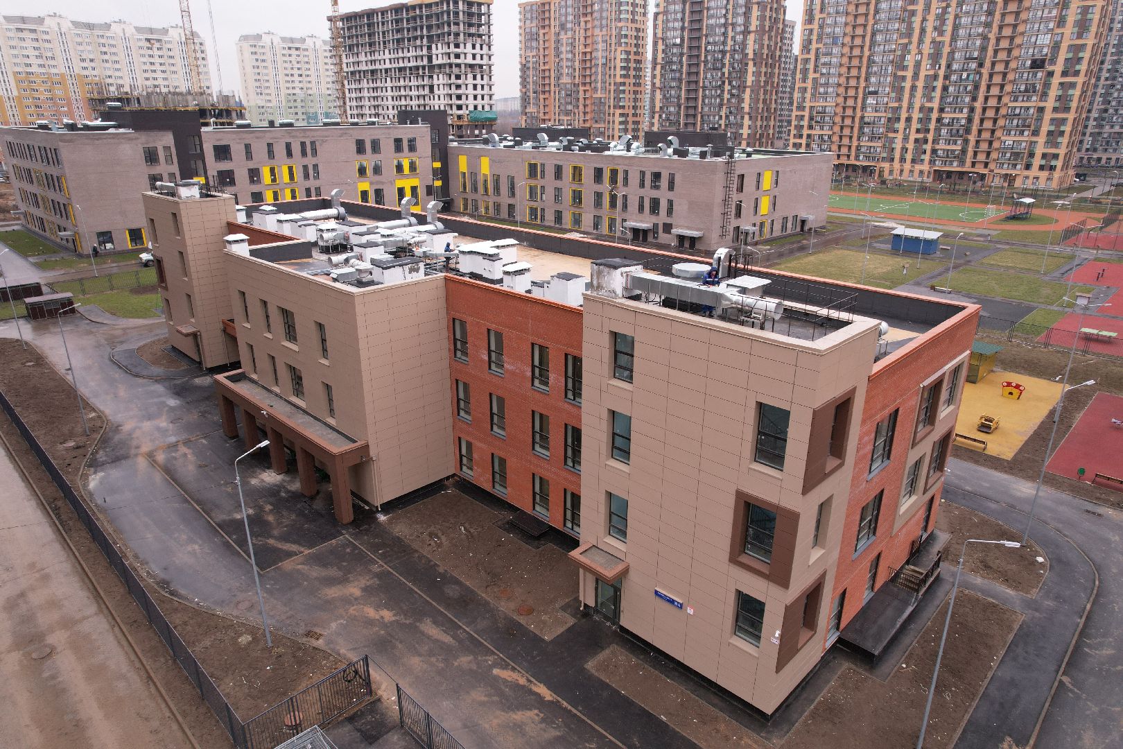 видео с коптера, балашиха, детский сад,