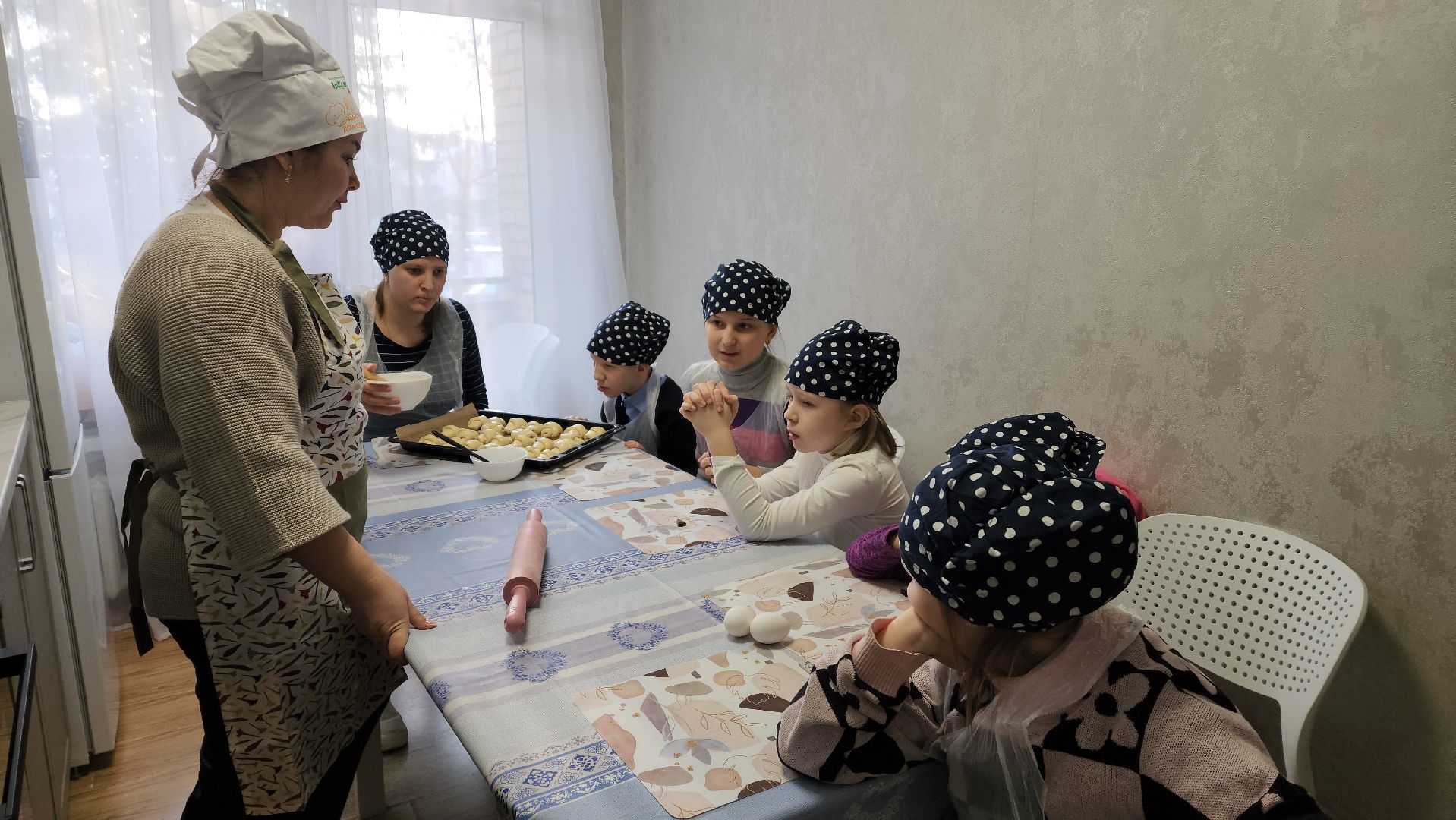 ивантеевка, пушкинский, центр социального обслуживания, дети, дети с овз, выпечка, кухня, мастер-класс для детей, инвалиды, вертикалки,