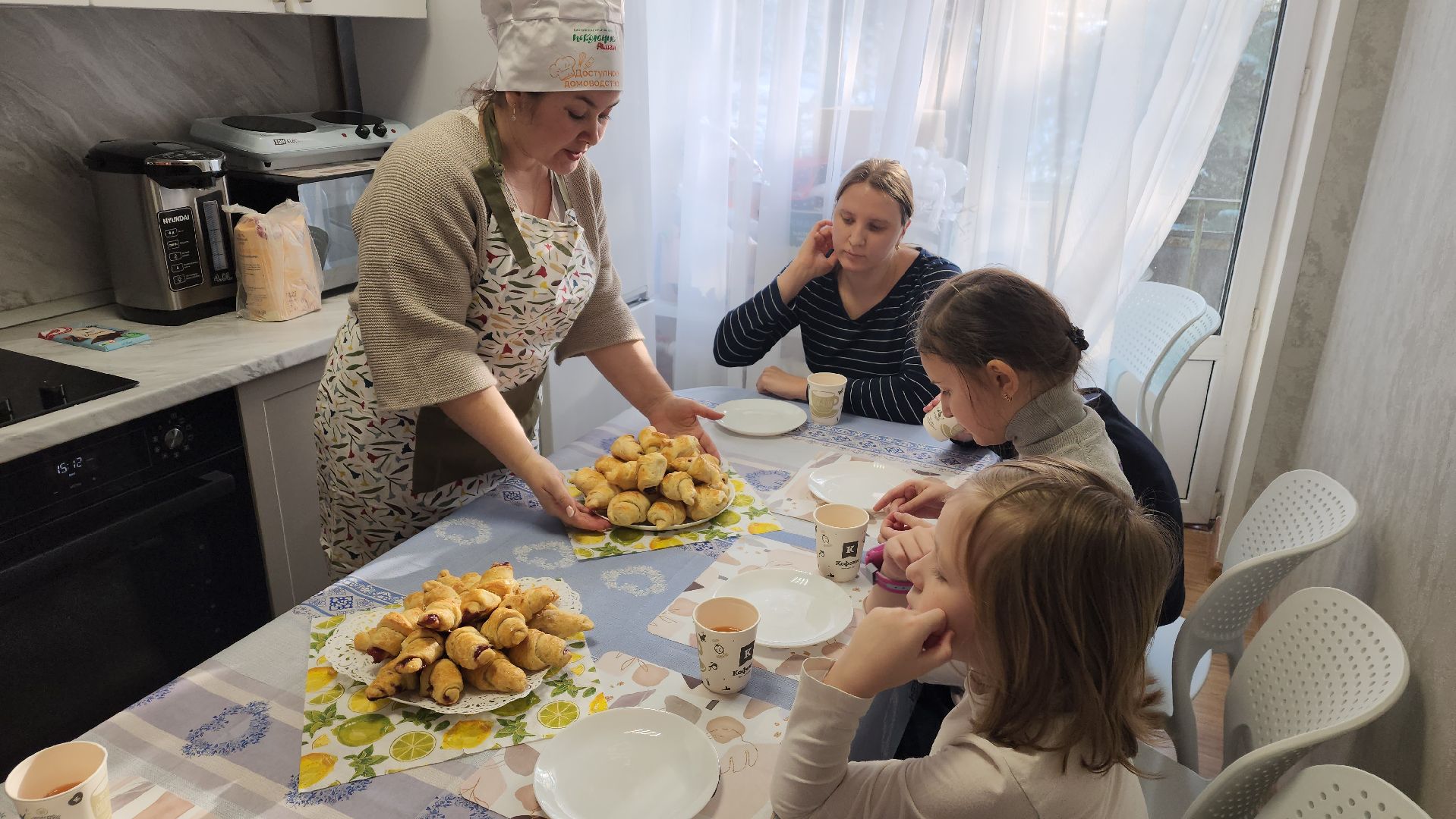 ивантеевка, пушкинский, центр социального обслуживания, дети, дети с овз, выпечка, кухня, мастер-класс для детей, инвалиды, вертикалки,