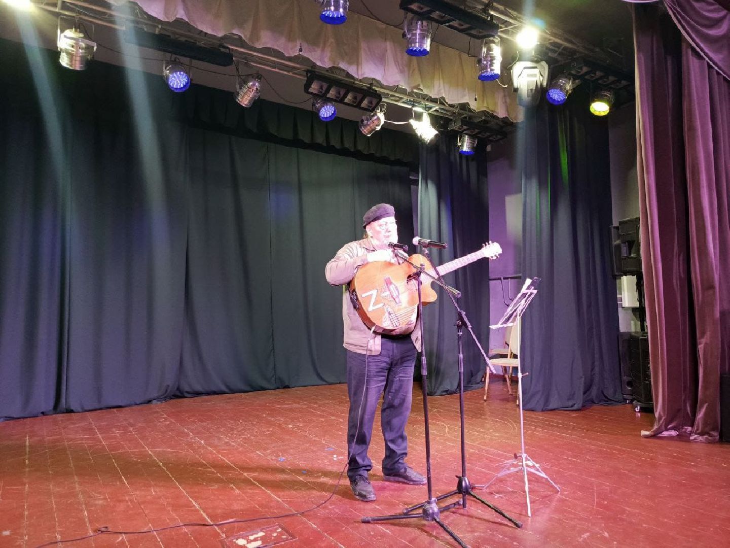 пушкинский, бардовская песня, сво, патриотический концерт, дом культуры, военные песни,гуманирная помощь,