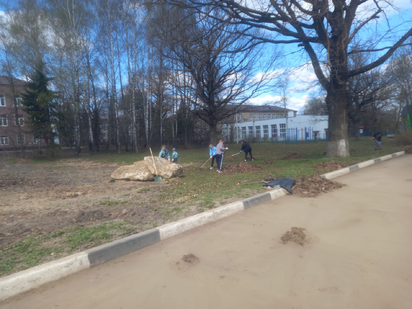 Рузский городской округ, благоустройство, сквер, парк, субботник, месячник благоустройства, уборка территорий