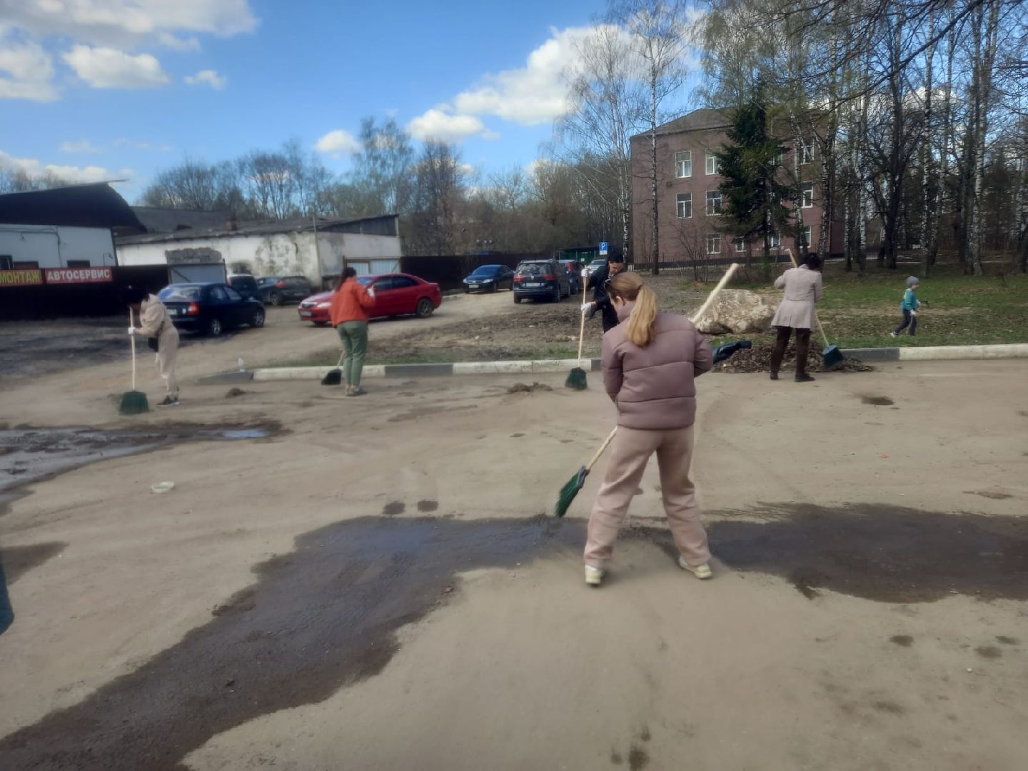 Рузский городской округ, благоустройство, сквер, парк, субботник, месячник благоустройства, уборка территорий