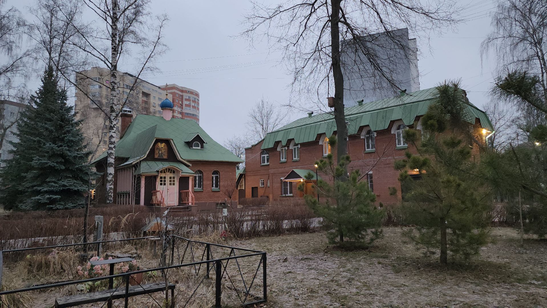 люберцы, поклонный крест, сво, вертикалки,