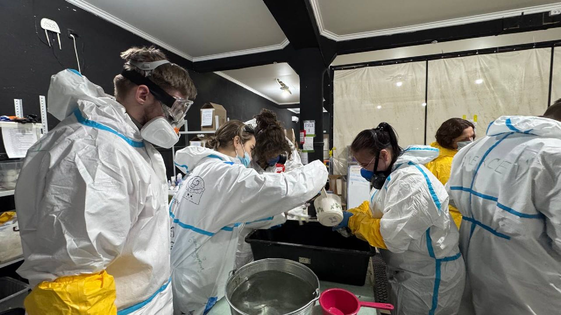 вертикалки, Бронницы, Волонтры Подмосковья, Волонтеры Подмосковья помогают в Анапе,