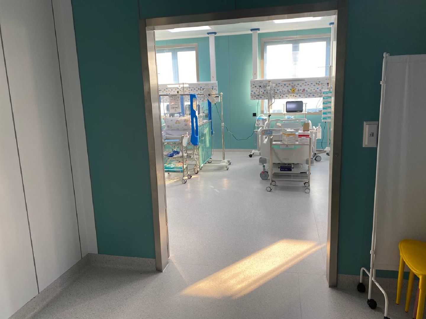 вертикалки, реанимация, клиническийцентрименирошаля, реаниматолог, детскаяреанимация,