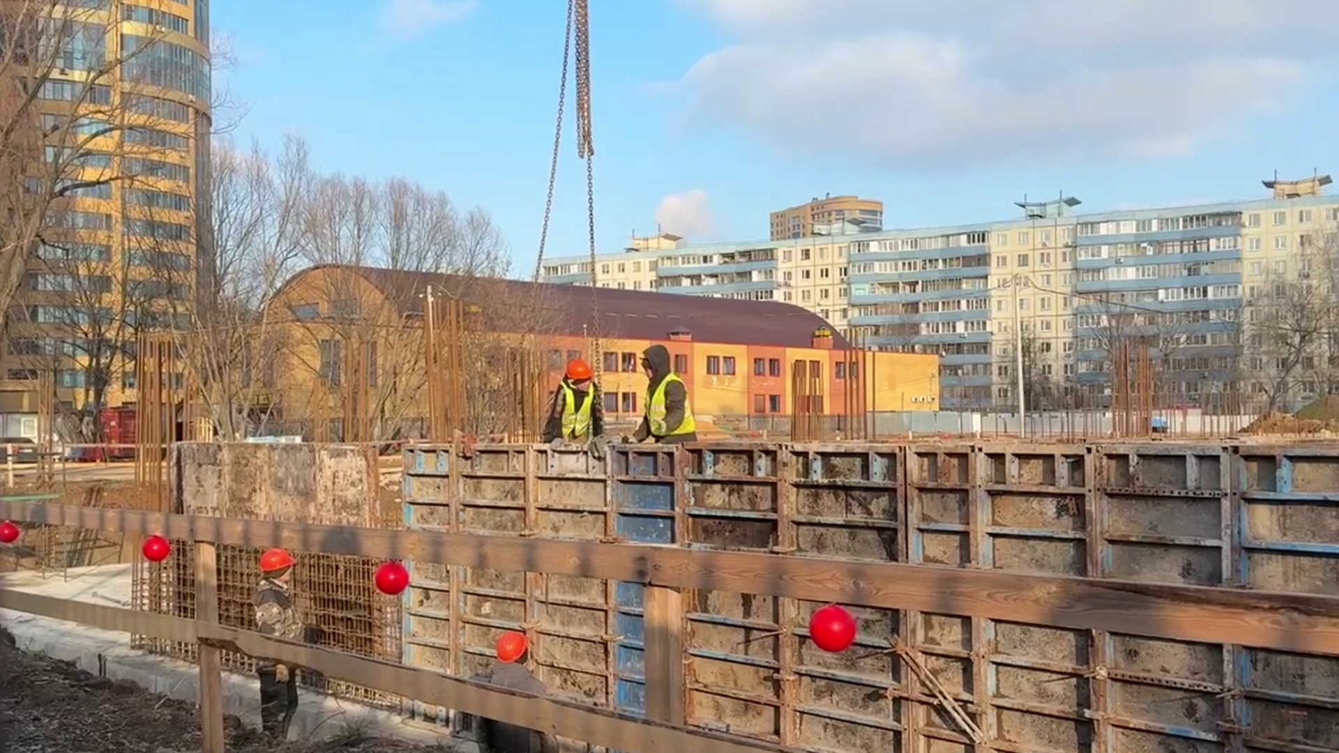 реутов, вертикалки, строительство, футбол, вратари, акинфеев, чанов, футбольное поле, реконструкция, стадион старт,