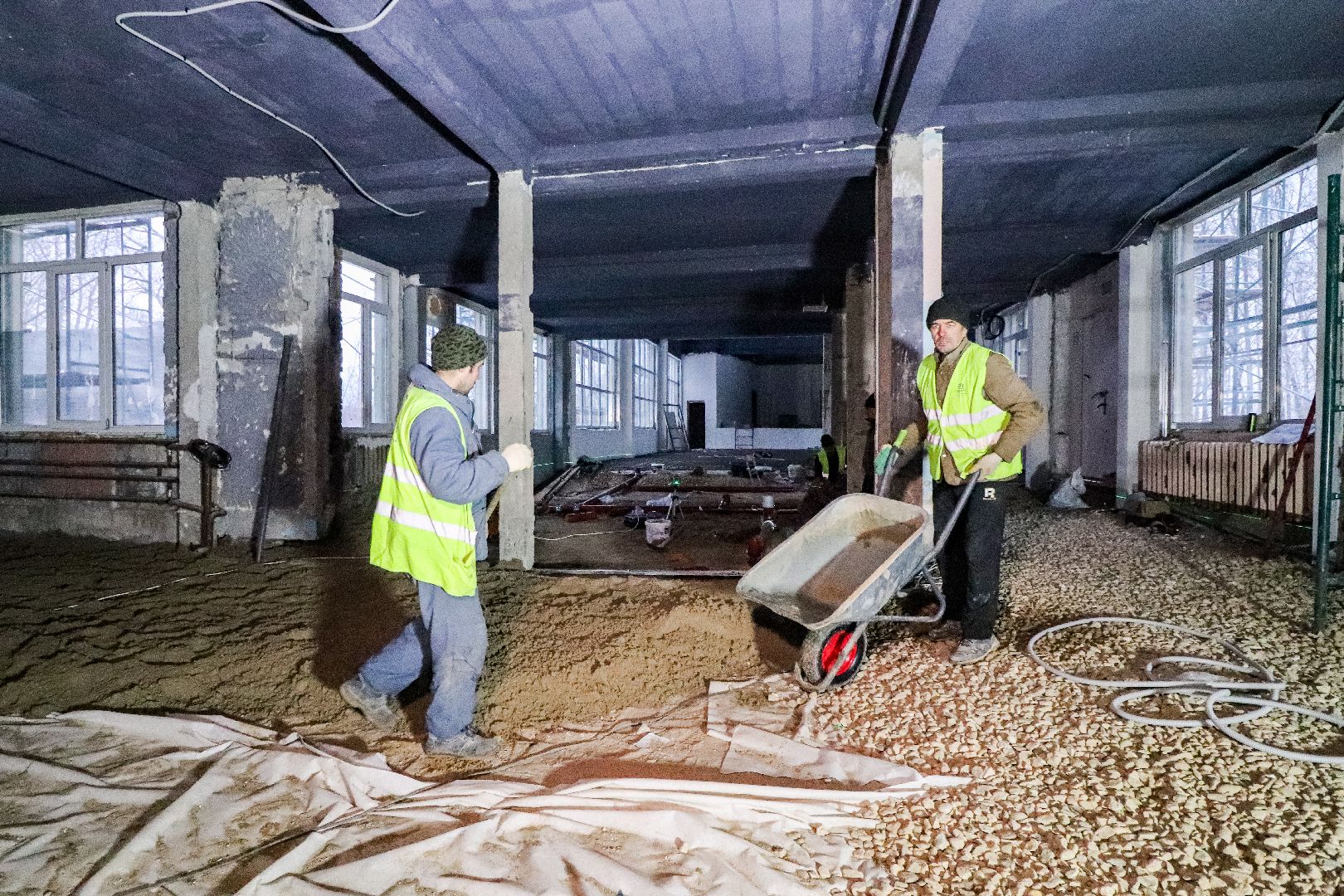 Клин, общество, строительство, стройка школы, вертикалки,