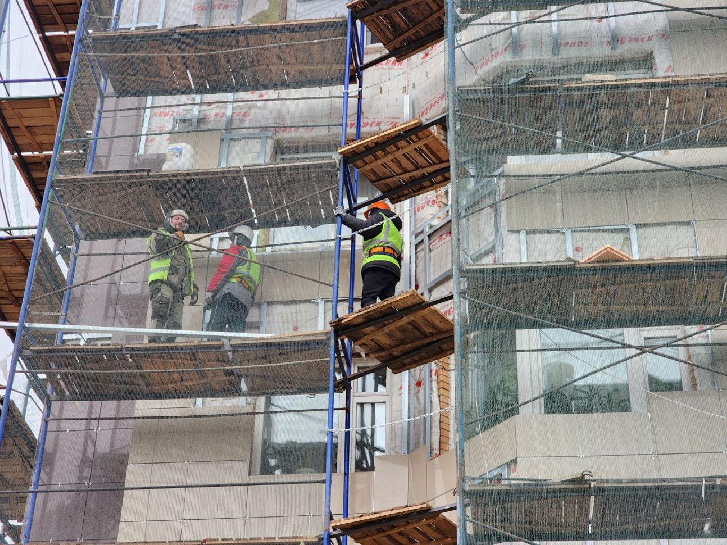 солнечногорск, вертикалки, капитальный ремонт, ремонт дома, работы на фасаде,